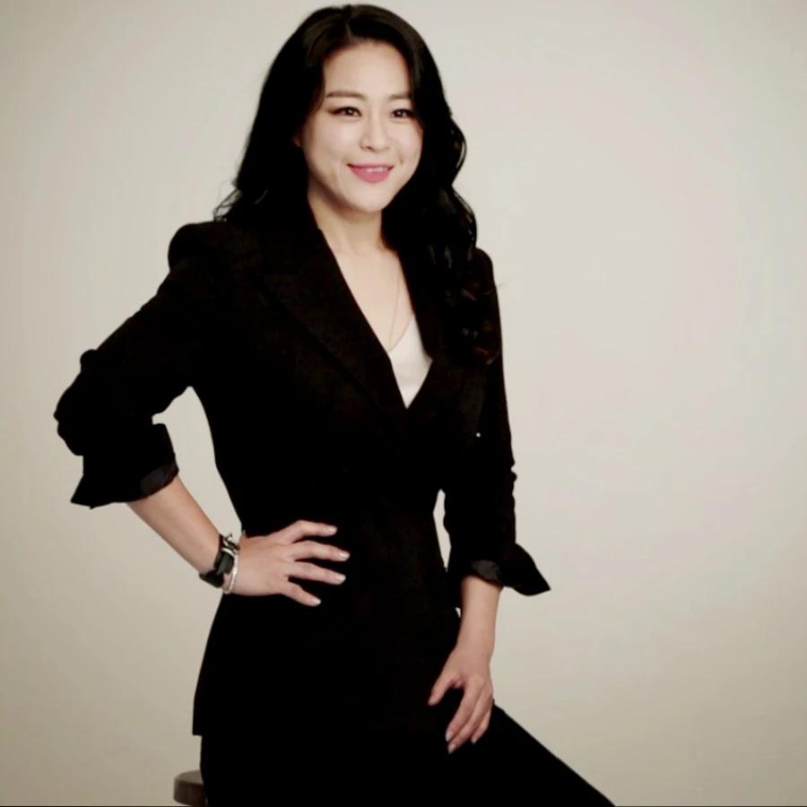 李瑛現透露，自己會固定喝溫水維持身體循環。（圖／翻攝自쥬비스臉書）
