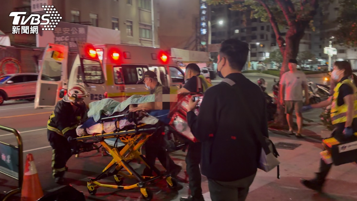 台中暗夜恐怖弒親!7旬母遭割頸一度斷氣 逆子全裸奔逃大街