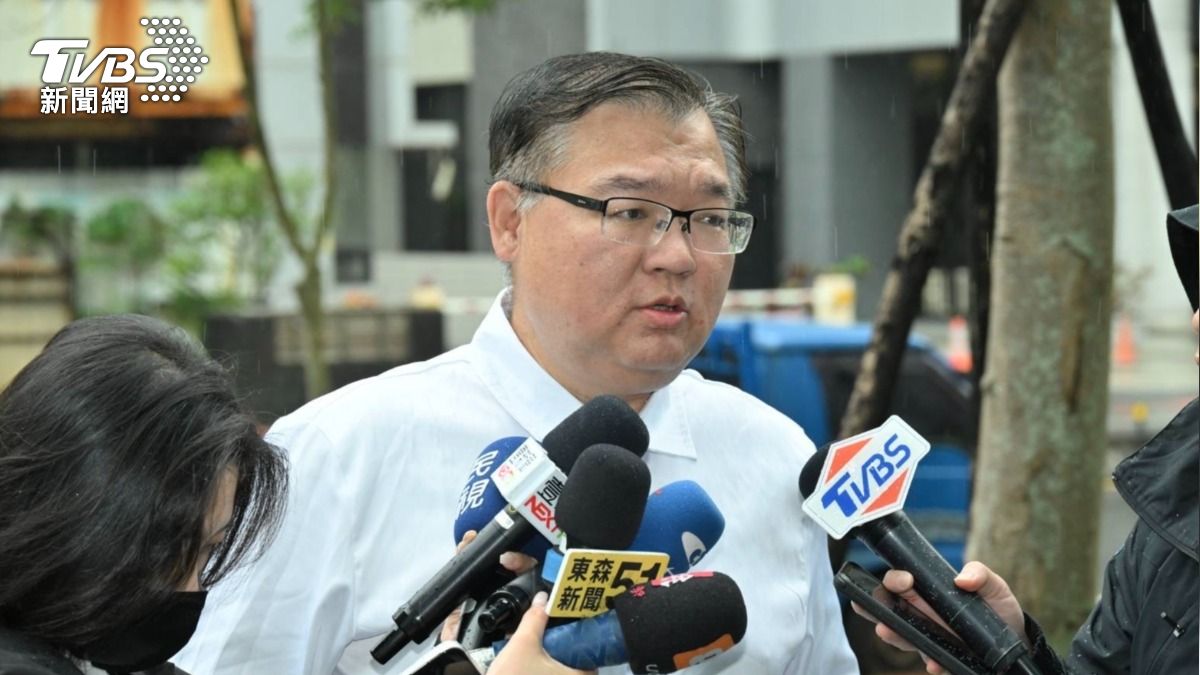 馬英九基金會召開董事會，董事李德維出席時受訪。(圖／胡瑞麒攝)