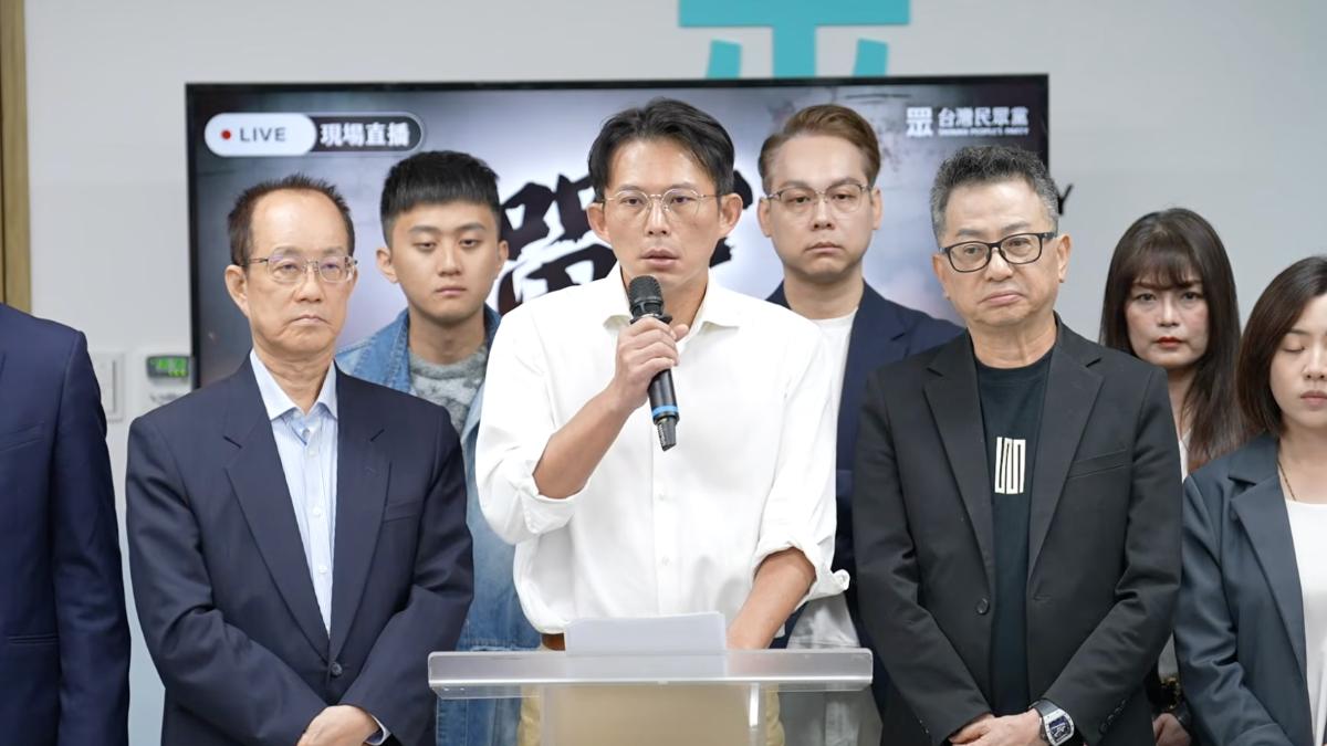民眾黨主席黃國昌27日率黨公職說明329凱道活動初步規劃。（圖／民眾黨提供）