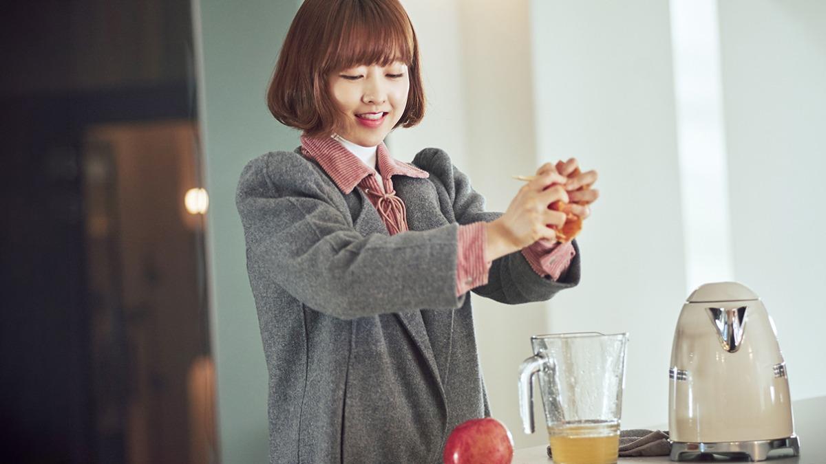 朴寶英飾演「怪力女」都奉順。（圖／中天娛樂台提供）