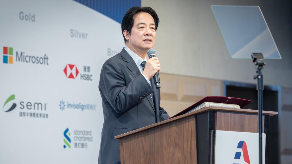 柯文哲喊絕不投降 小草灌賴清德臉書:睡得安穩嗎、2028你就知