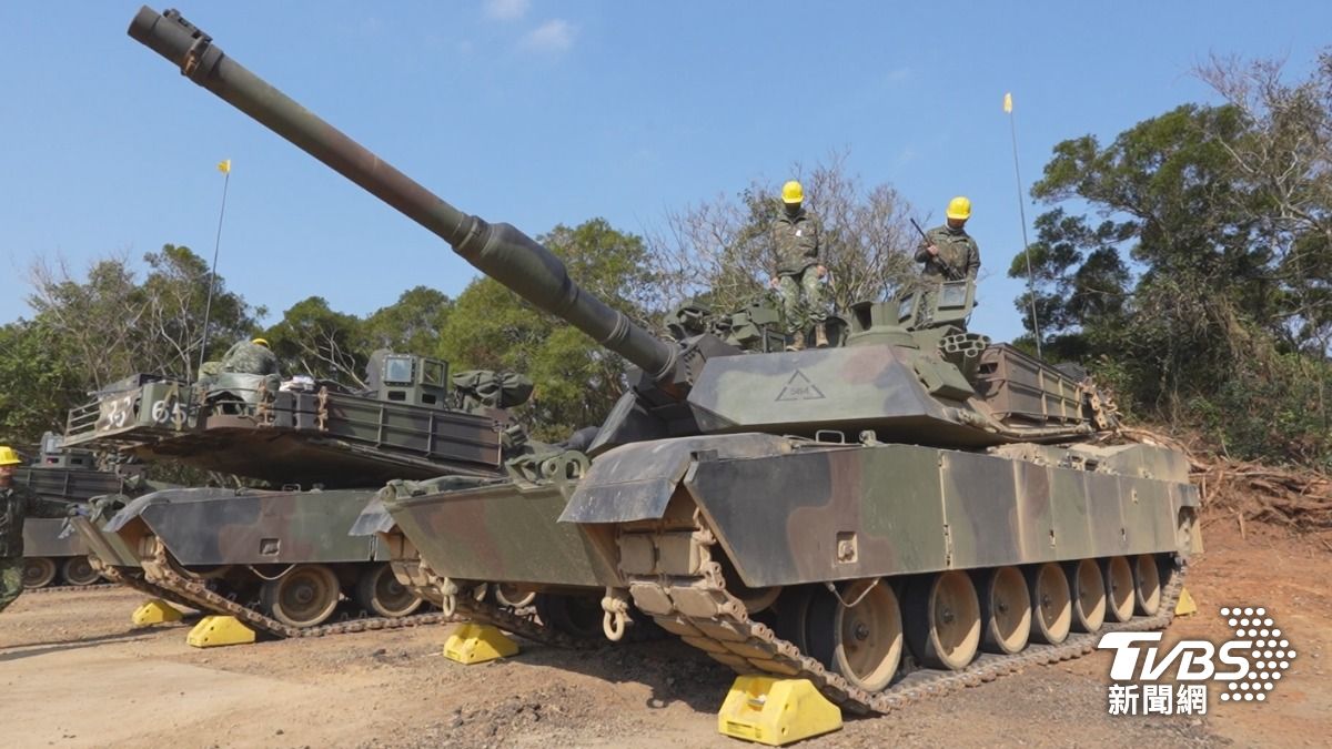 M1A2T戰車使用部隊的戰力能否符合預期,紮實的保養維修工作,至關重要。(圖/TVBS)