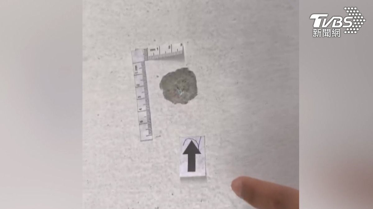 邱姓製茶師疑似噪音問題打擾其休息,竟朝人群連開兩槍後逃逸。(圖/TVBS)