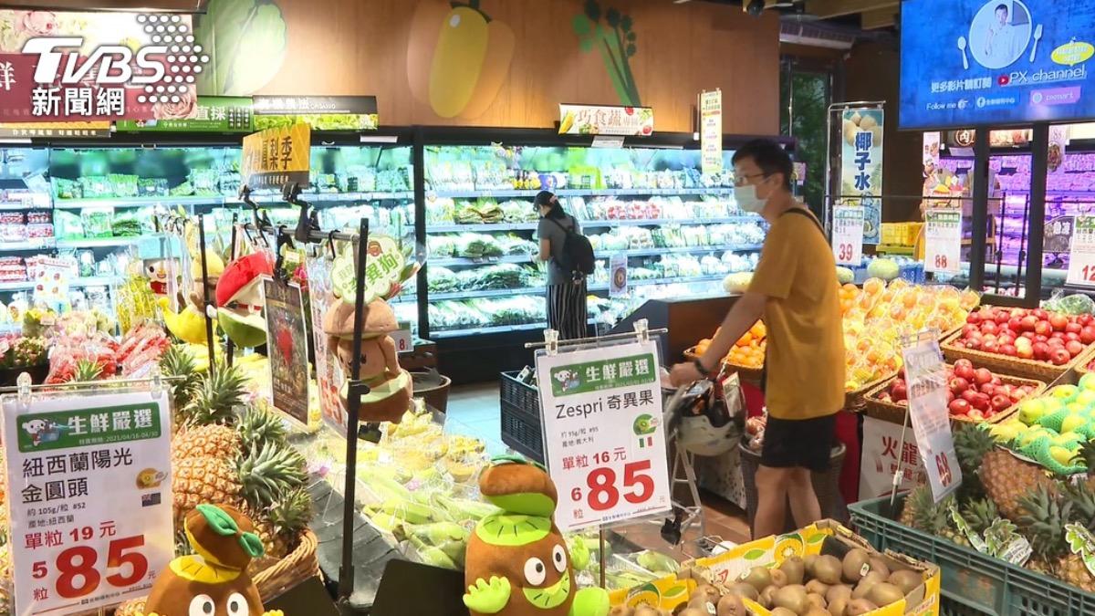 不是鳳梨酥!日本人來台揭「必買5款零食」台灣人猛讚:懂吃
