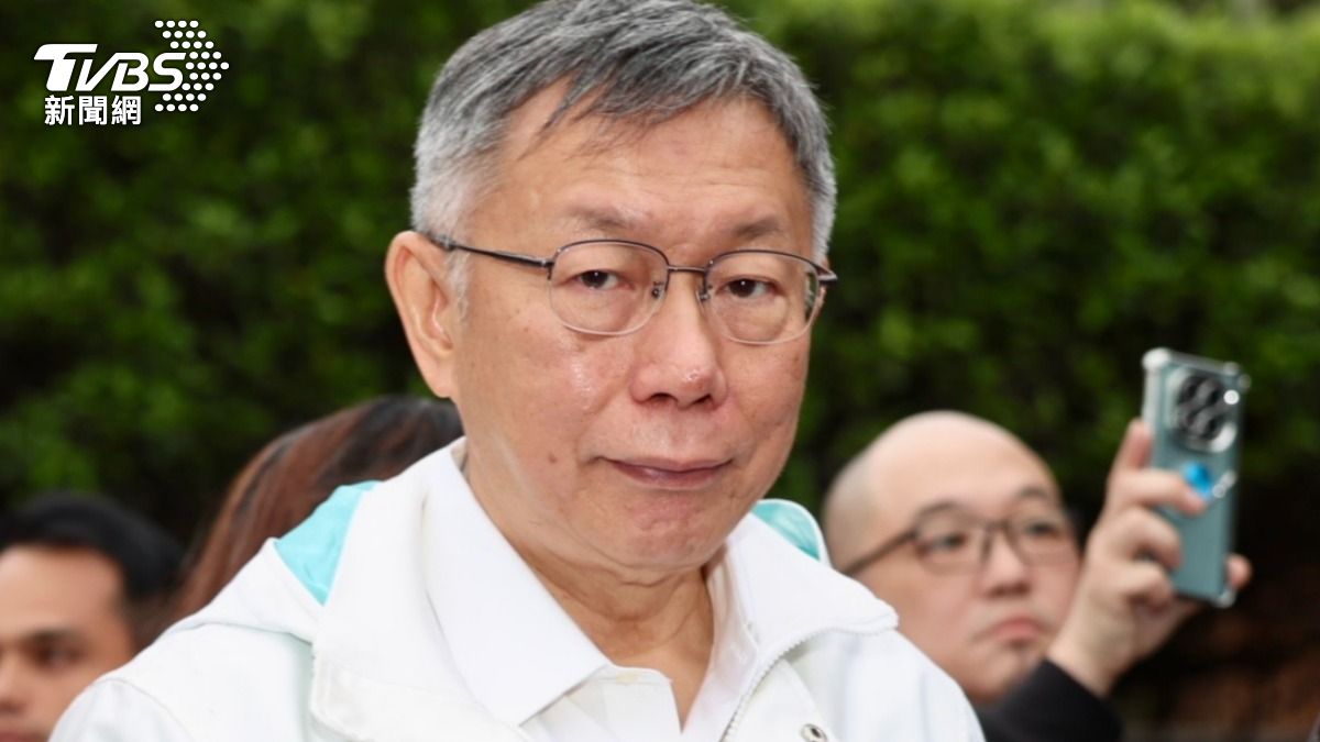 民眾黨創黨主席柯文哲怒吼:「賴清德沒有用的,我不會屈服,我不會投降」。(圖/華子琛攝)