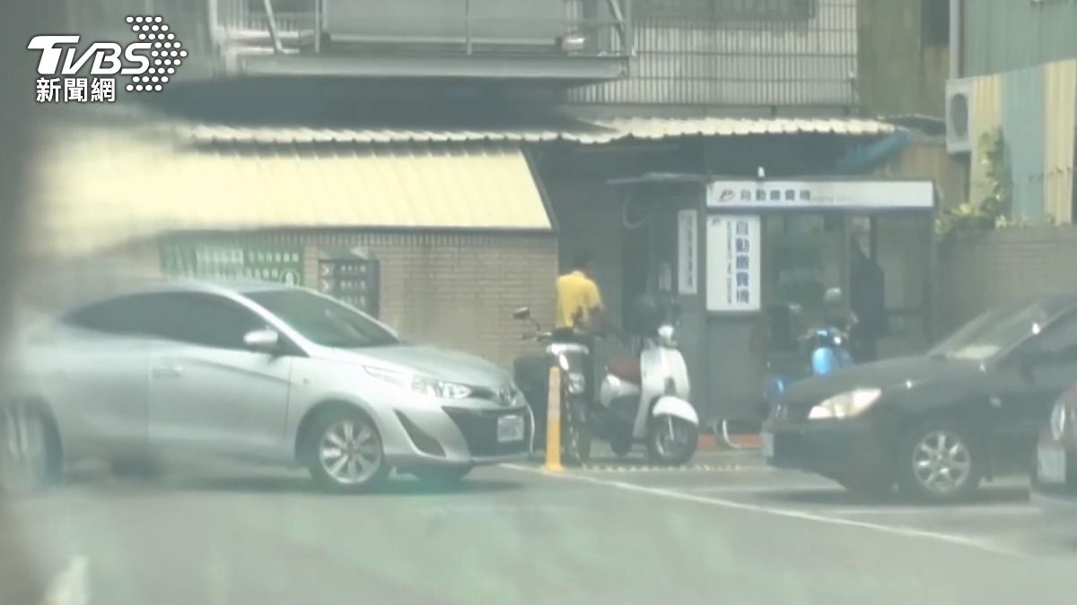 男子總是以車子故障為由借錢,聲稱要修車,但車子從來沒有修好過。(圖/民眾提供)