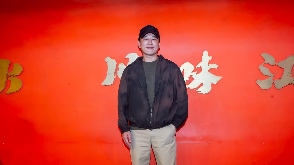 王耀慶難得返台拍電影,自豪「便宜又好用」。(圖/禾力文創提供)