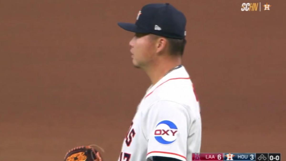 鄧愷威首戰勝投，中繼2.1局0失分飆154km火球。（圖／翻攝MLB）