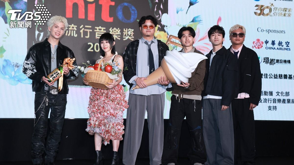 派偉俊(左起)、白安、icyball冰球樂團。(圖/趙世平攝)