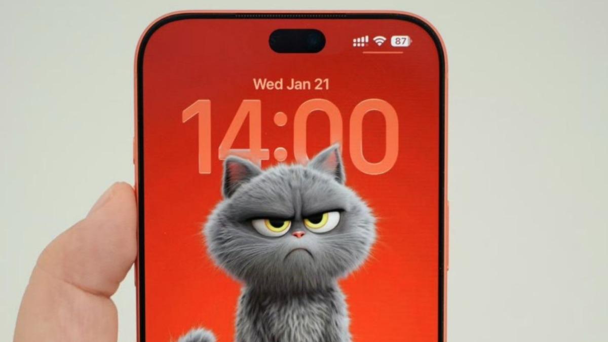 iPhone 18新螢幕設計曝！動態島傳縮小35%　疑因保護貼流出