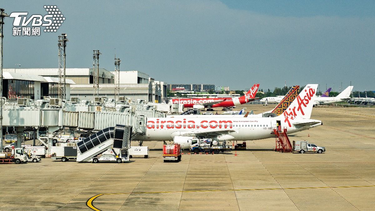 隨著中東局勢緊張衝擊全球能源市場，航空業面臨窘境。（示意圖／達志影像shutterstock）