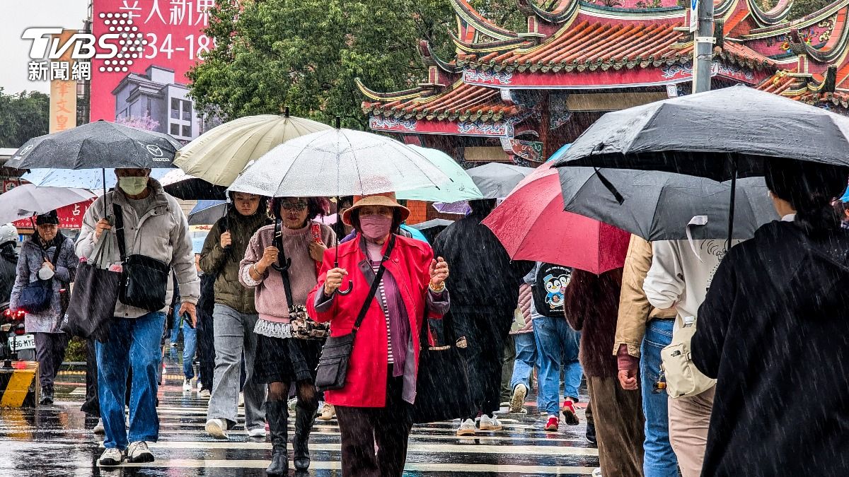明天天氣／清明連假全台有雨！鋒面將報到　「這天」雨勢最明顯