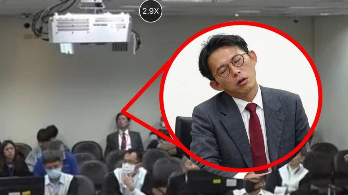 旁聽柯案「疑打瞌睡」被抓包 黃國昌:鏡頭刻意架在那