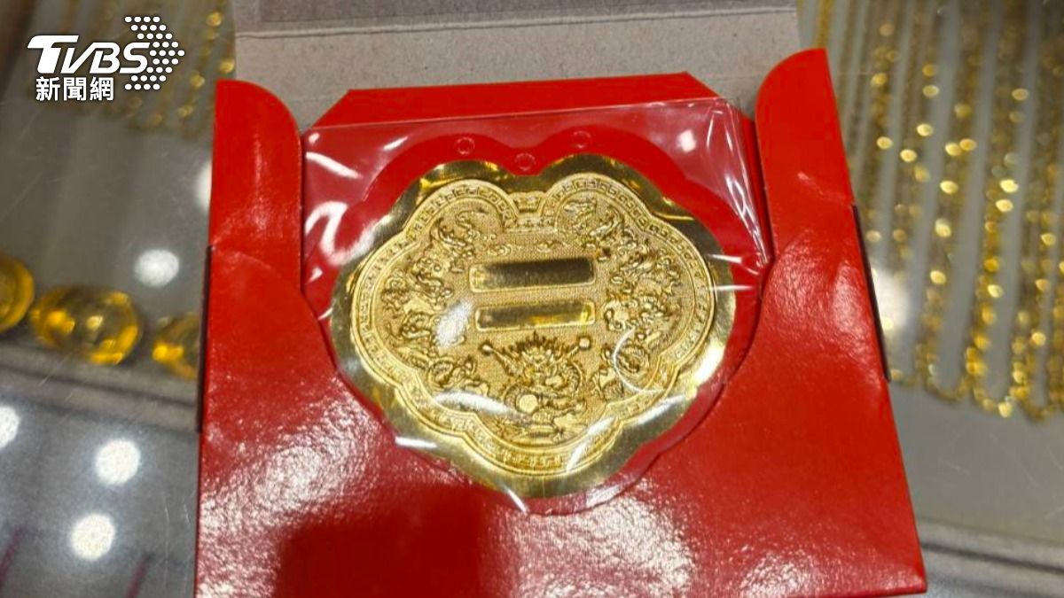 基隆一間銀樓遭竊15面金牌及約135萬元現金。（圖／TVBS）