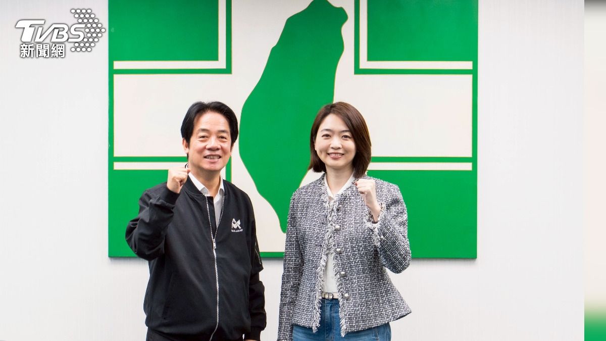 民進黨發言人韓瑩獲黨內熱情歡送,就連黨主席賴清德也當面替她加油打氣。(圖/民進黨)