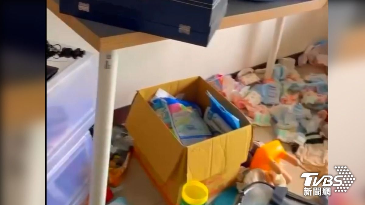 女租客欠押金,房內堆垃圾狗穢物,害整棟樓飄惡臭。(圖/TVBS)
