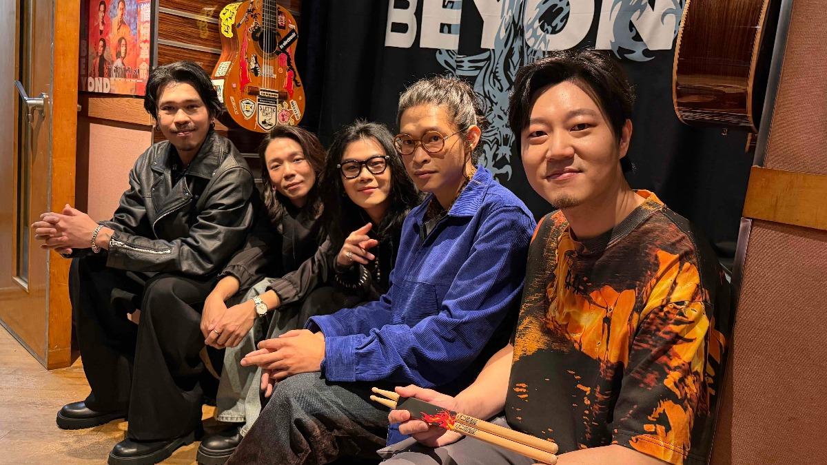 麋先生朝聖Beyond錄音室！驚見黃家駒天價吉他　一聽真相全傻了