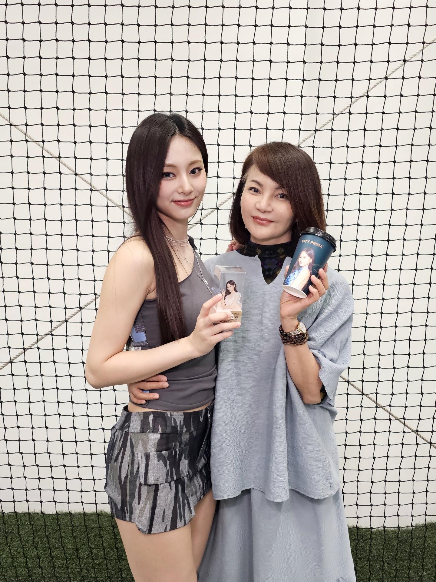 黃燕玲這陣子看到女兒子瑜接下7-11代言似乎相當興奮。(圖/翻攝自當事人IG)
