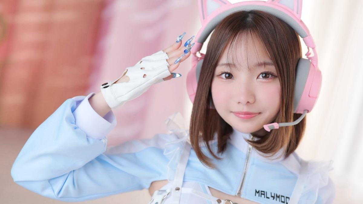 AV女優繪戀空。(圖/翻攝自IG)