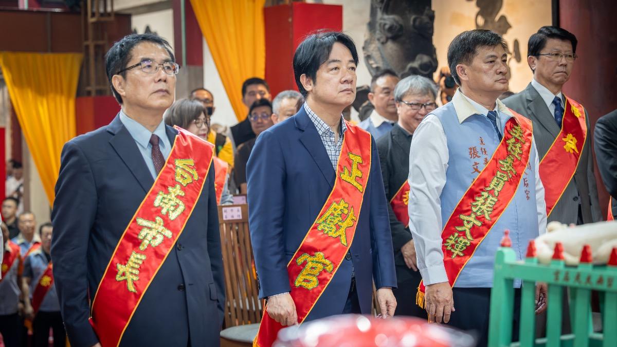台南亞太棒球場掀招商風波!謝龍介當黃偉哲面「狀告賴清德」