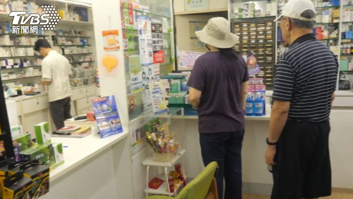 陳昭姿擔憂美國藥廠製造成本提高後,最終會將漲價轉嫁到台灣市場。(圖/TVBS)