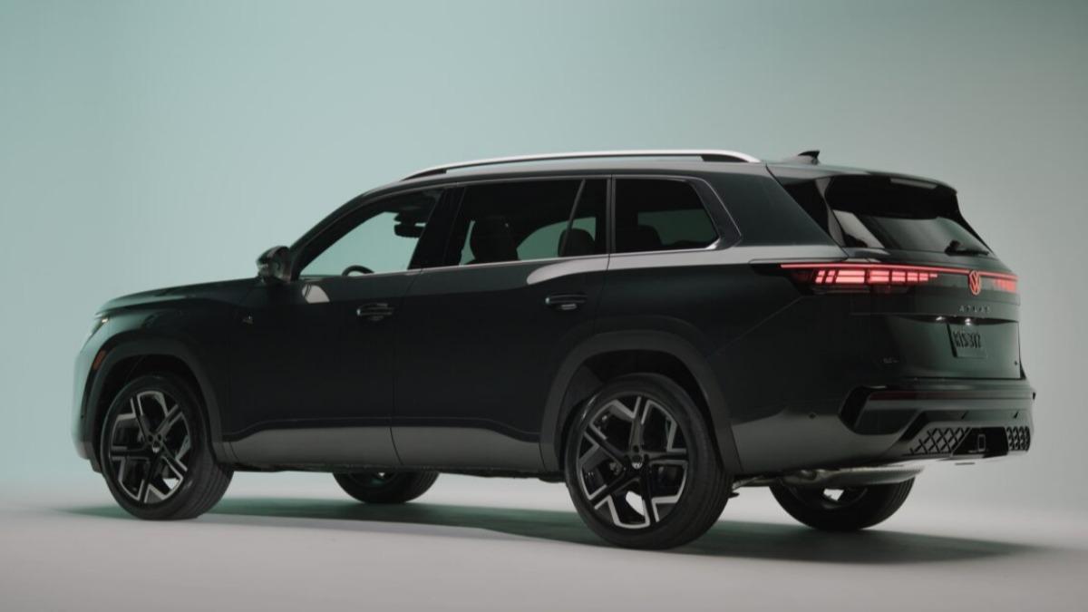 第二代Volkswagen Atlas在外觀進行小幅調整，運用發光元素成設計主軸。（圖／Volkswagen提供）
