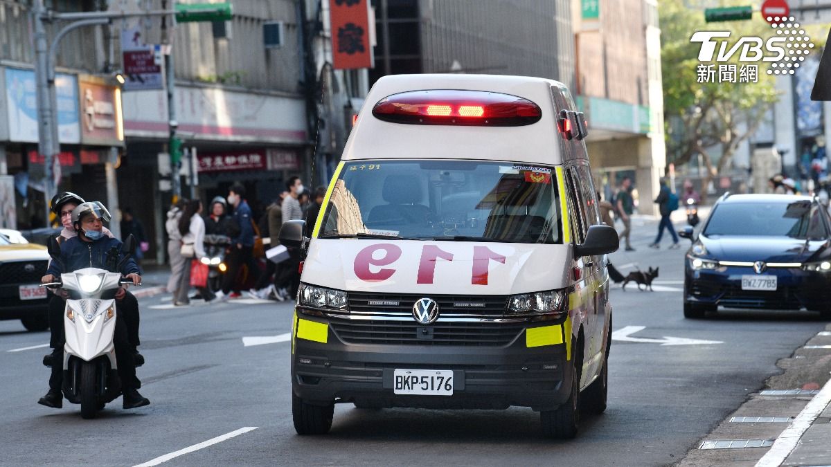 快訊/新光三越南西店爆墜樓!21歲男員工「5樓急墜」傷重亡