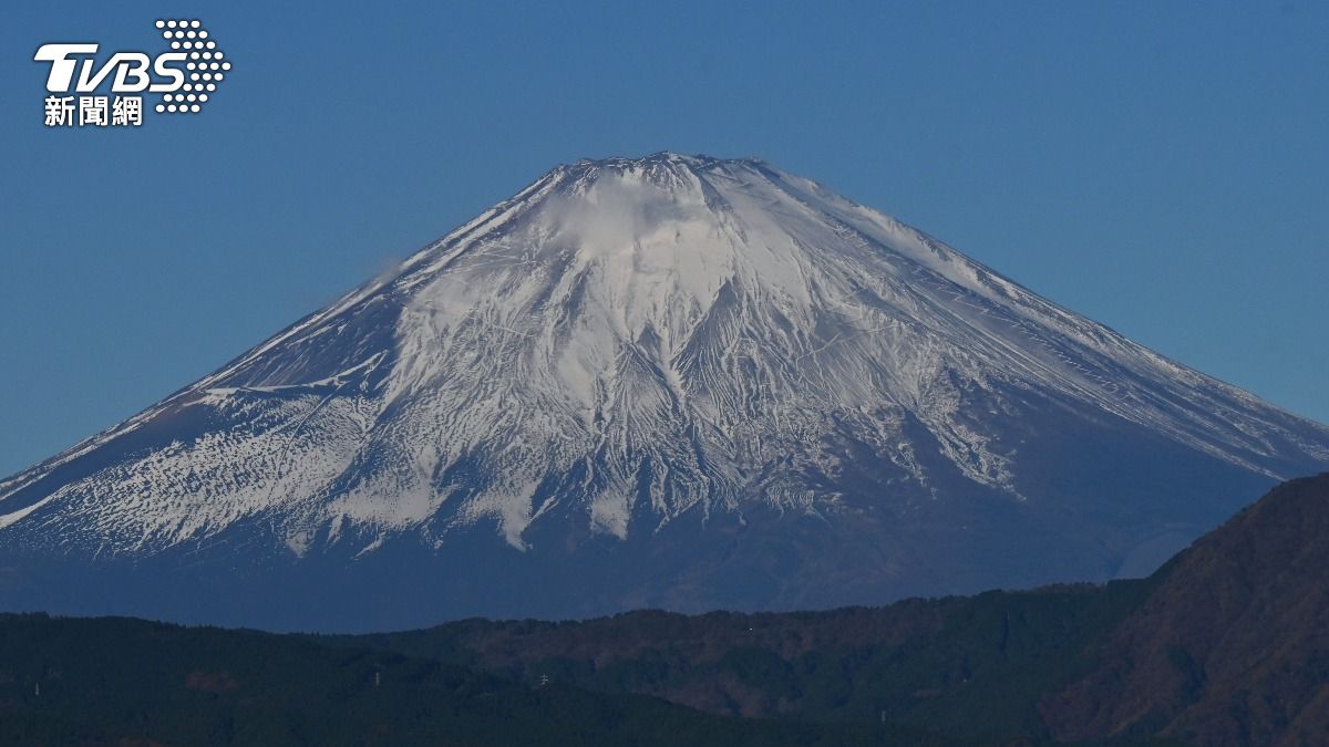 日本富士山傳出有波蘭登山客墜落的事件。（示意圖／達志影像shutterstock）