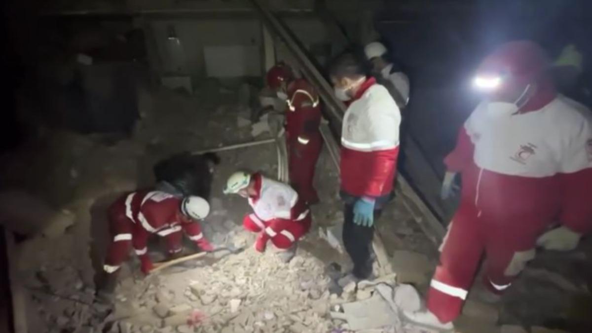 以美夜襲伊朗!基地傳7巨響釀34死含6孩童 廢墟搜救畫面曝