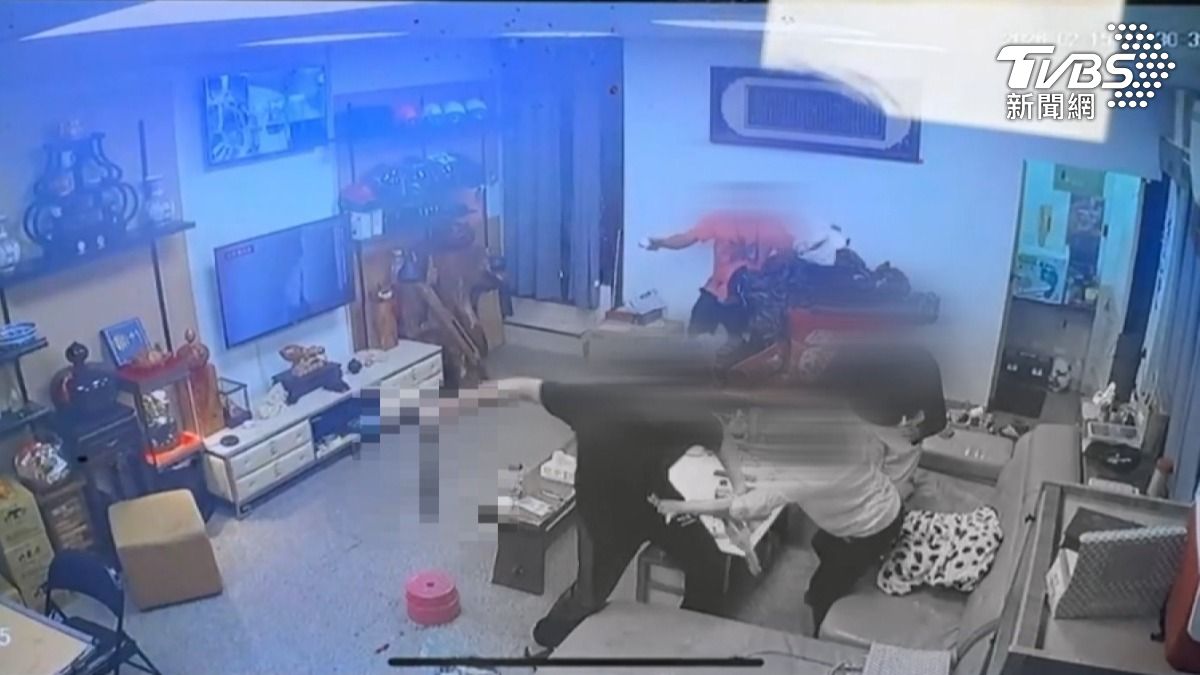 今年初小年夜高雄小港發生一起恐怖情殺案，近期呂姓男子羈押期限即將屆滿，被害人家屬擔心遭報復，急切出面向外界控訴。（圖／TVBS）