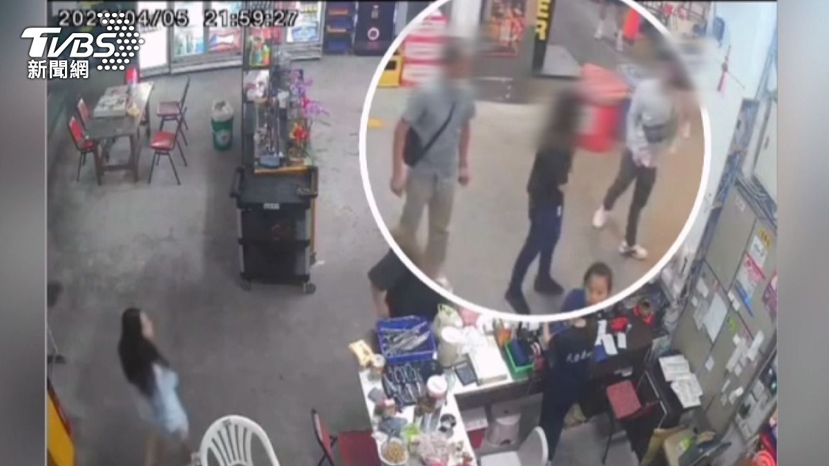 台東市區一間釣蝦場連假期間被吃了霸王餐,一家六大一小用餐後分批離開,總計超過3千元餐費未結帳。(圖/TVBS)