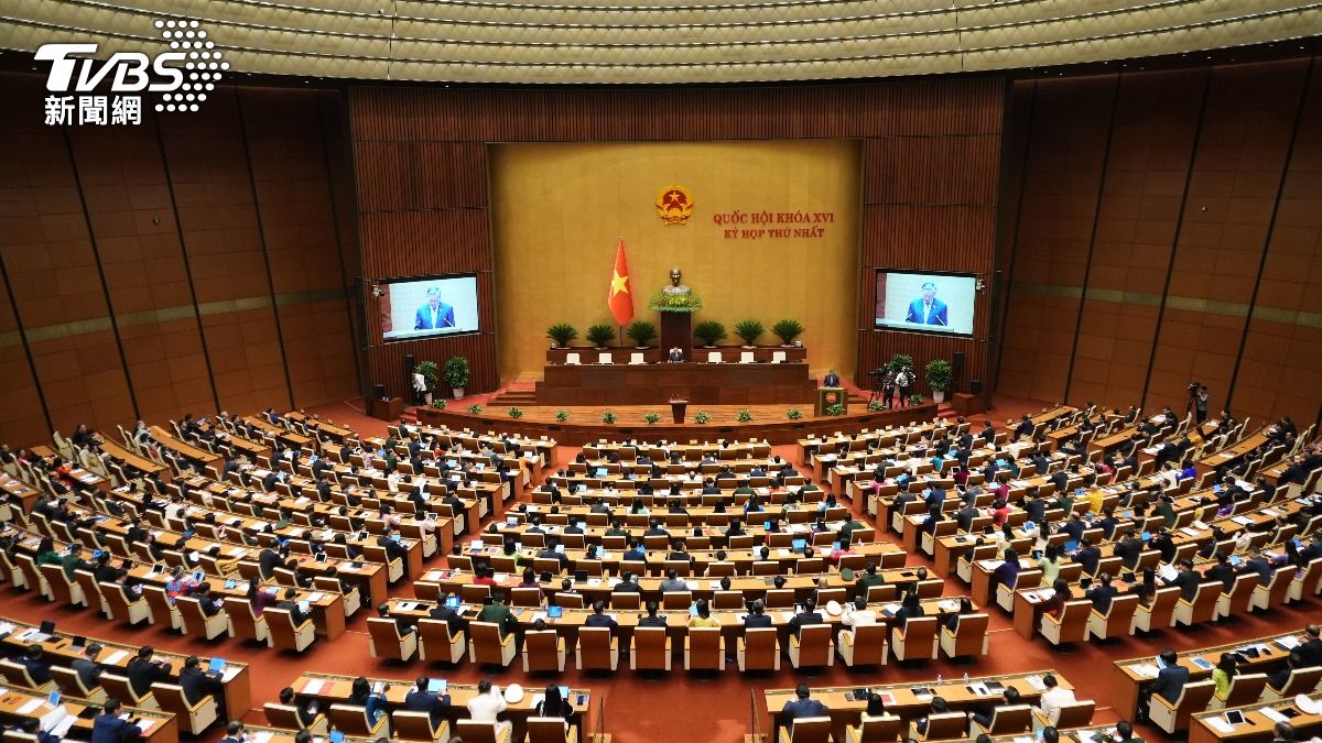 越南國會以495比0全數通過總書記蘇林兼任國家主席。(圖/達志影像美聯社)