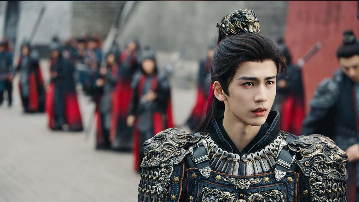 張凌赫的古裝造型過於完美,被網友形容是粉底液將軍。(圖/愛奇藝國際站提供)