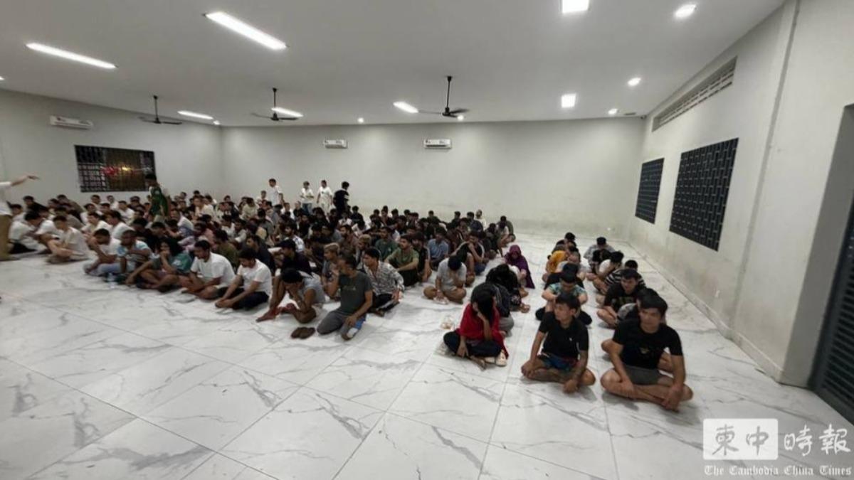 柬埔寨打詐逮218人含5台人!搜出日警制服、偽證 專騙日本人