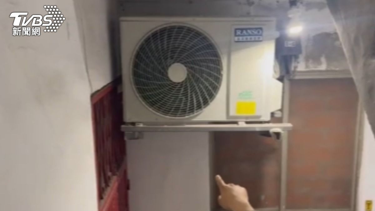 影音/桃園老公寓樓梯間掛冷氣室外機! 鄰居憂危險