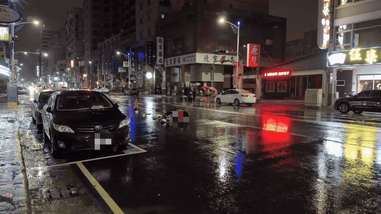 二次車禍追撞。（圖／TVBS）
