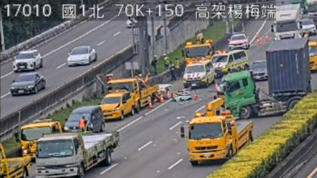 聯結車駕駛毒駕肇事,造成工程車駕駛被夾困身亡。(圖/TVBS資料畫面)