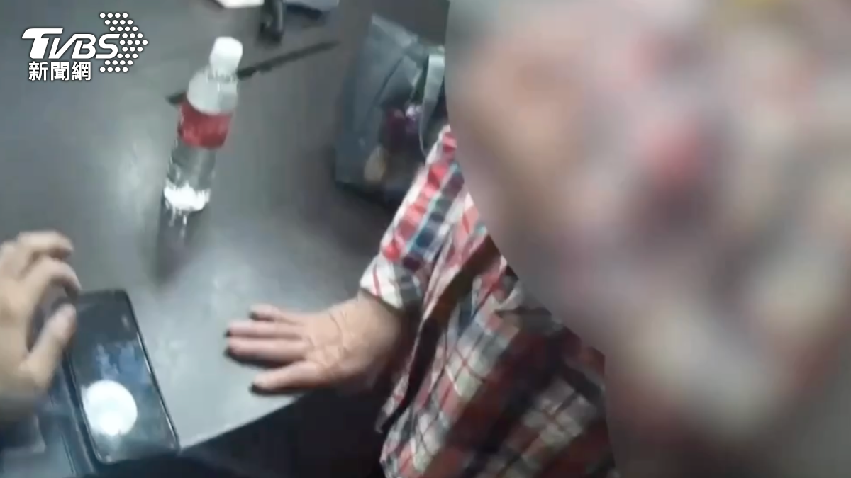 詐團盜員警照片騙婦「查資產」　警一看驚：這我同學