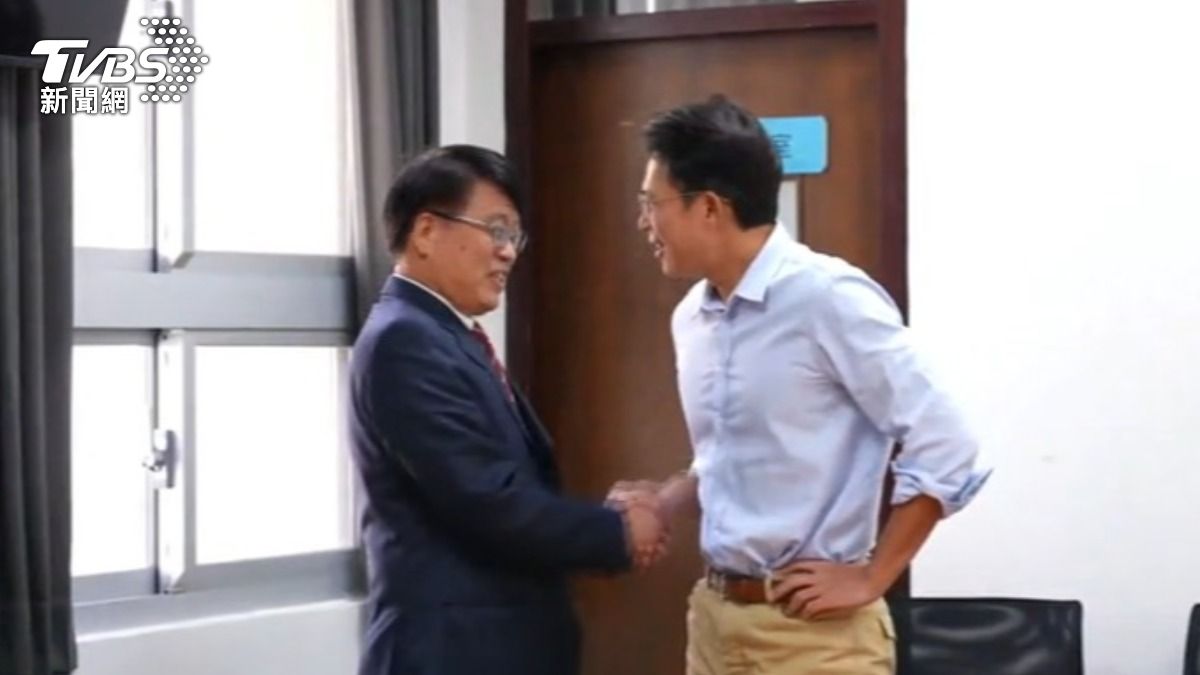 黃國昌痛批卓榮泰不任命中選會委員是在耍賴,質疑想沒收選舉。(圖/TVBS)