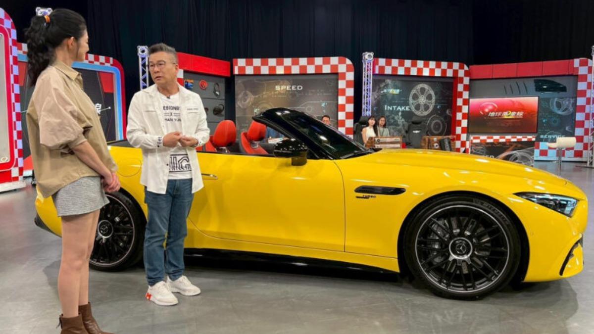 沈玉琳先前在《地球黃金線》節目中分享用車經驗時，正是選擇了M-AMG SL43。（圖／地球黃金線提供）