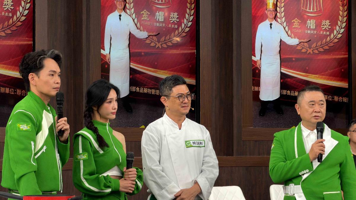 邰智源（右）分享打籃球右腳十字韌帶受傷的經歷 。（圖／麥卡貝提供）