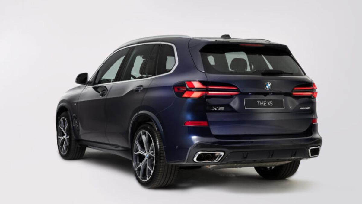 X5鉑金版共有xDrive30d M Sport與xDrive40i M Sport兩種等級選擇。(圖/BMW提供)
