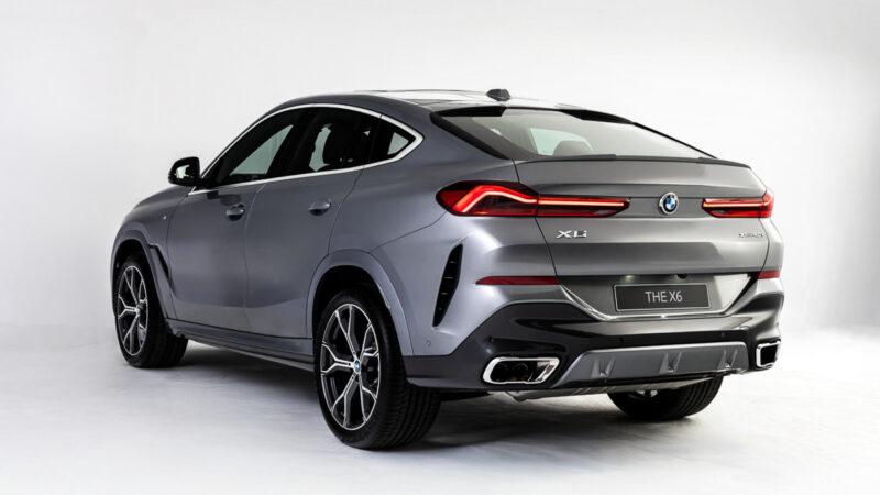 X6 xDrive40i M Sport鉑金版配備21吋M款輪圈。(圖/BMW提供)