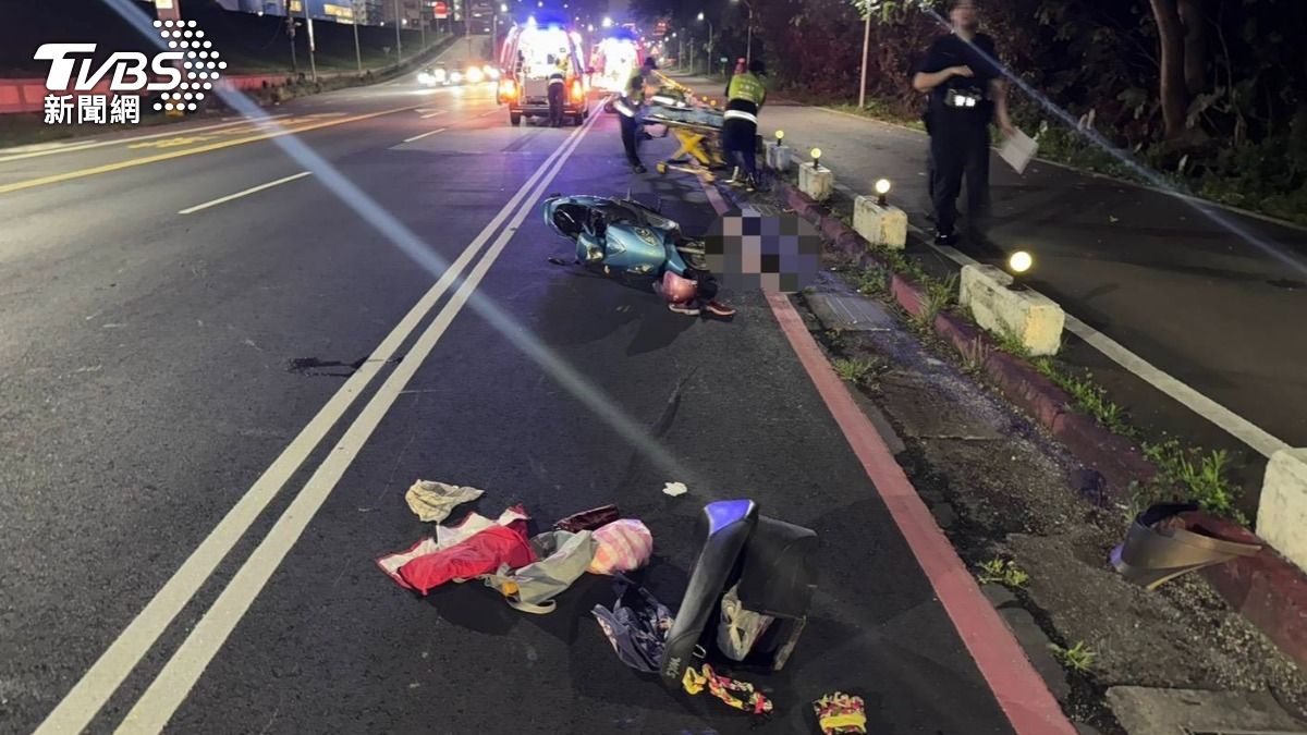 新莊堤外便道發生死亡車禍，前車女乘客殞命。（圖／TVBS）