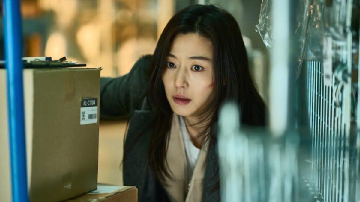 全智賢與《屍速列車》導演合作的新片《Colony》將在今年坎城影展「午夜放映」單元推出。。(圖/翻攝自IG)