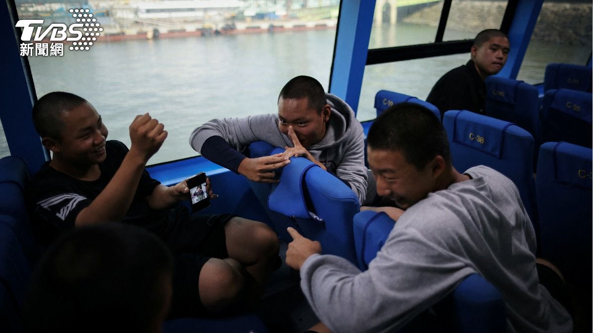 隨著時代不同，現在的家長與學校對於旅遊品質的要求大幅提升。(圖／達志影像路透社)