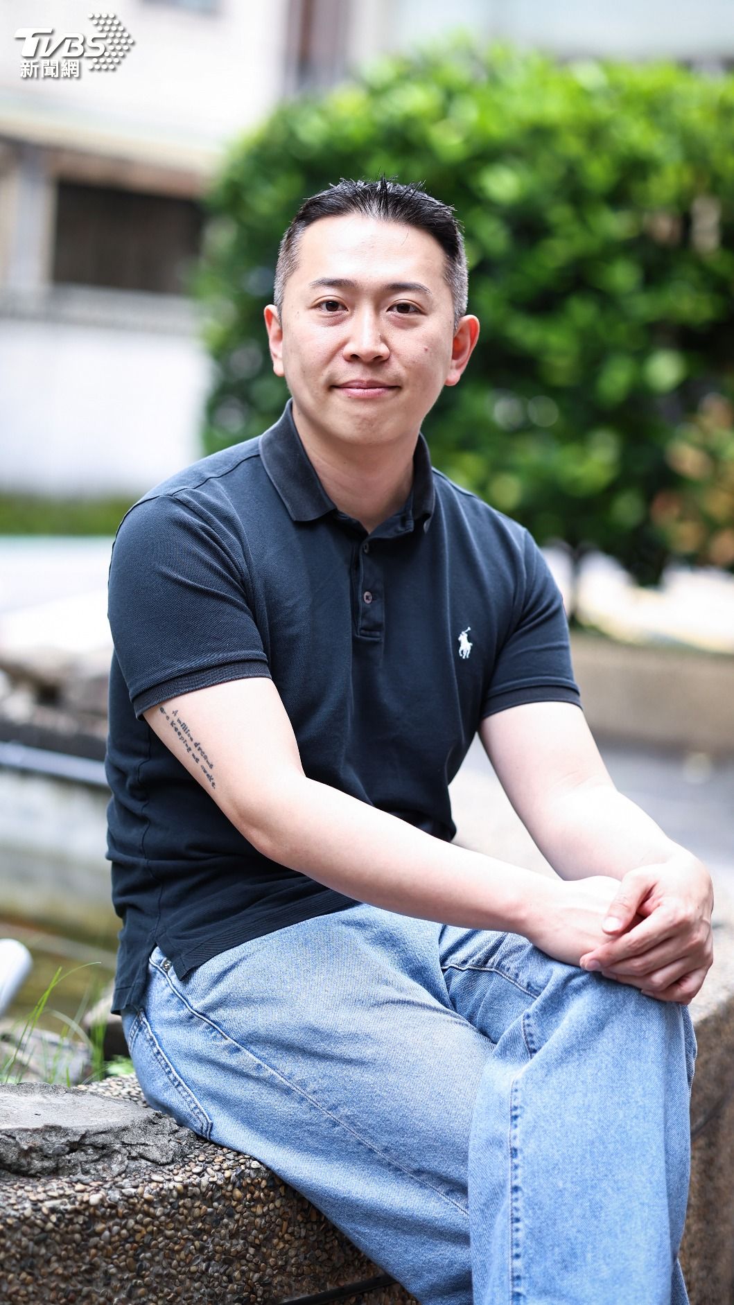 朴俊浩過去曾在脫北者青年學校擔任教師,電影主角特別選定兩種少數群體。(圖/張哲鳴攝)