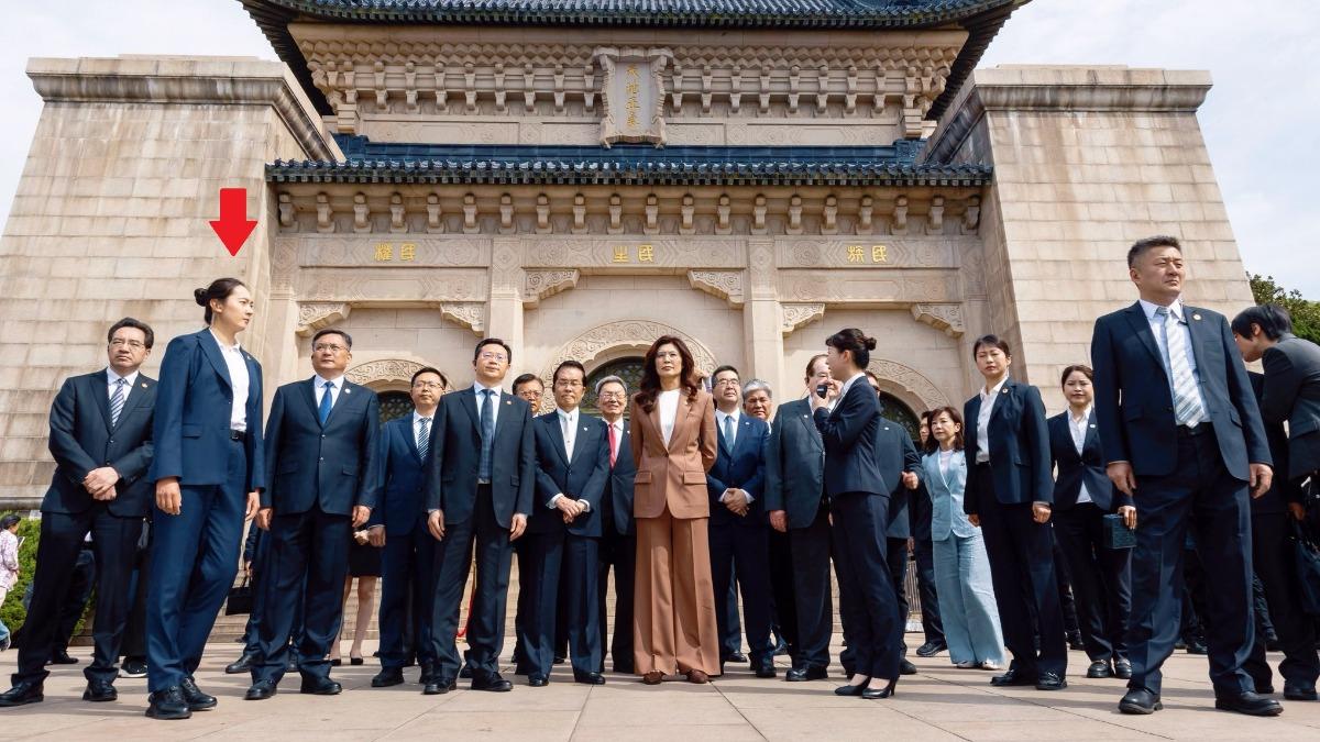 鄭麗文赴陸隨扈是「第一女保鑣」!驚人背景起底 習武貼身護衛