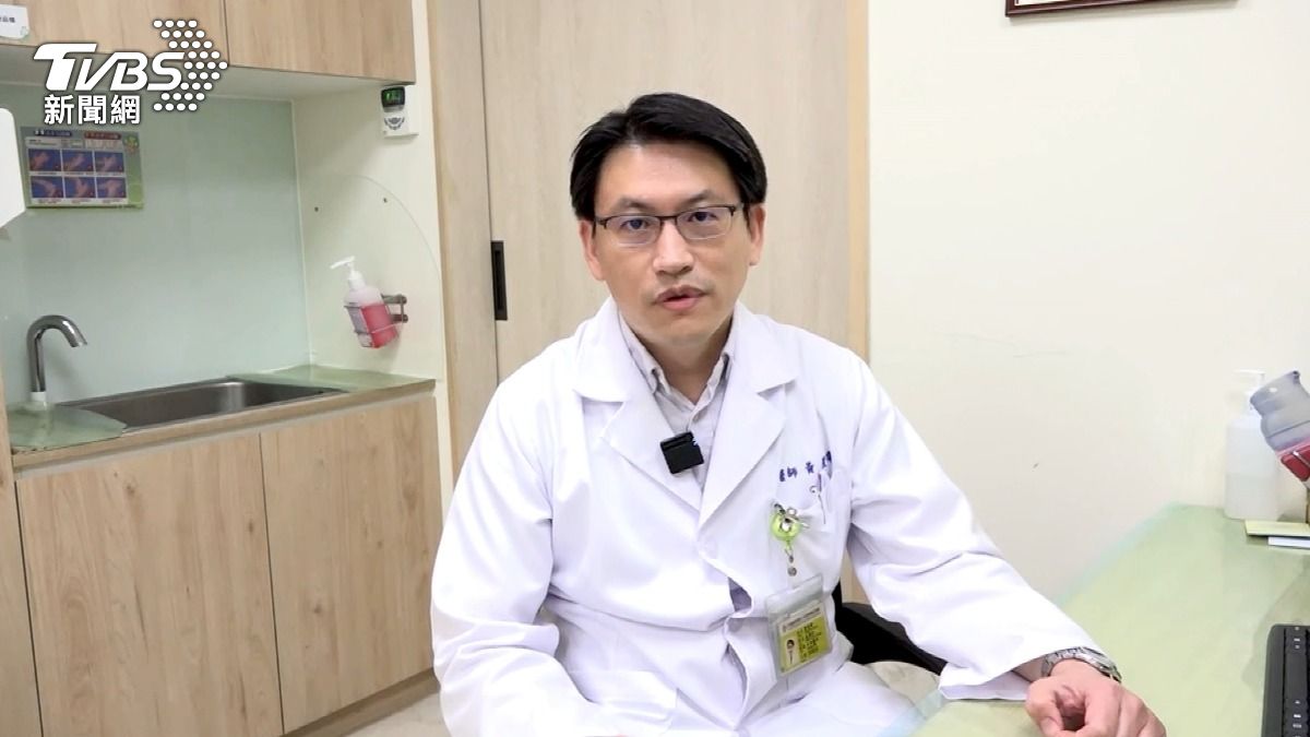 嘴唇乾燥脫皮別再舔! 醫揭越舔越乾下場變「這慘況 」速就醫!(圖/TVBS)